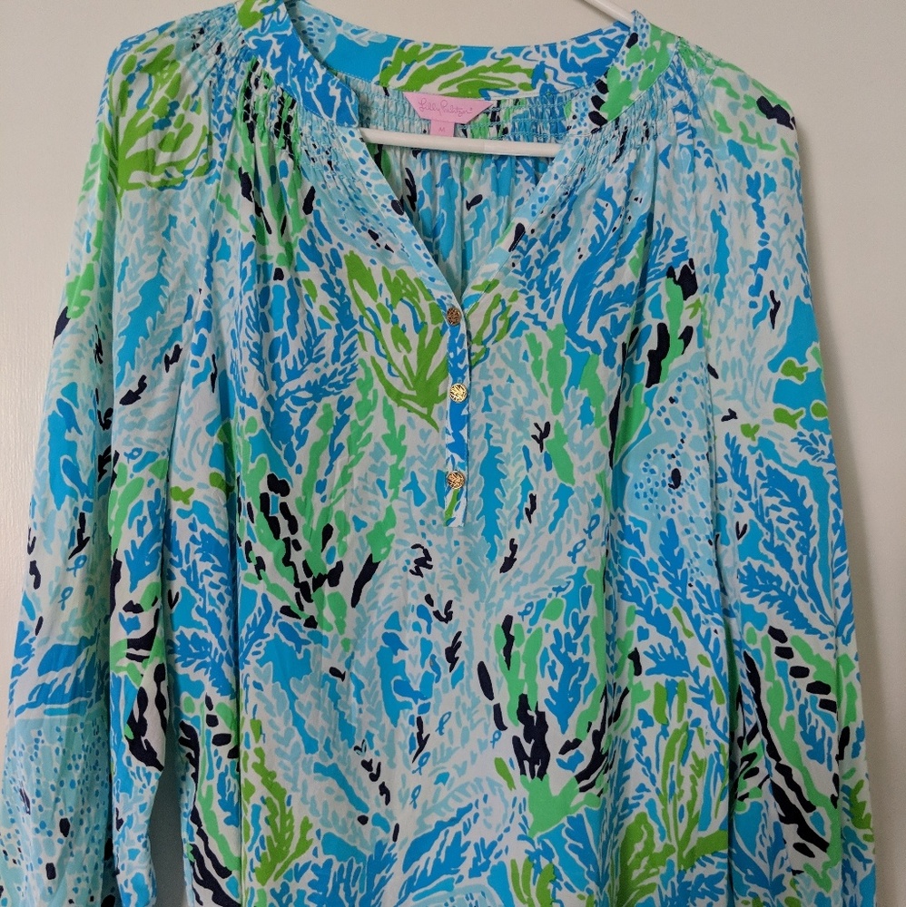 Lilly Pulitzer Elsa top lets cha cha holy grail